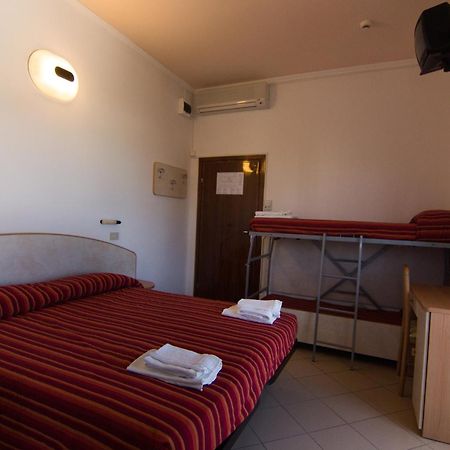Hotel Beverly Rimini Phòng bức ảnh
