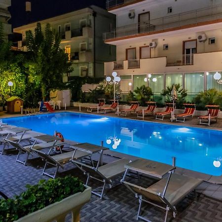 Hotel Beverly Rimini Ngoại thất bức ảnh