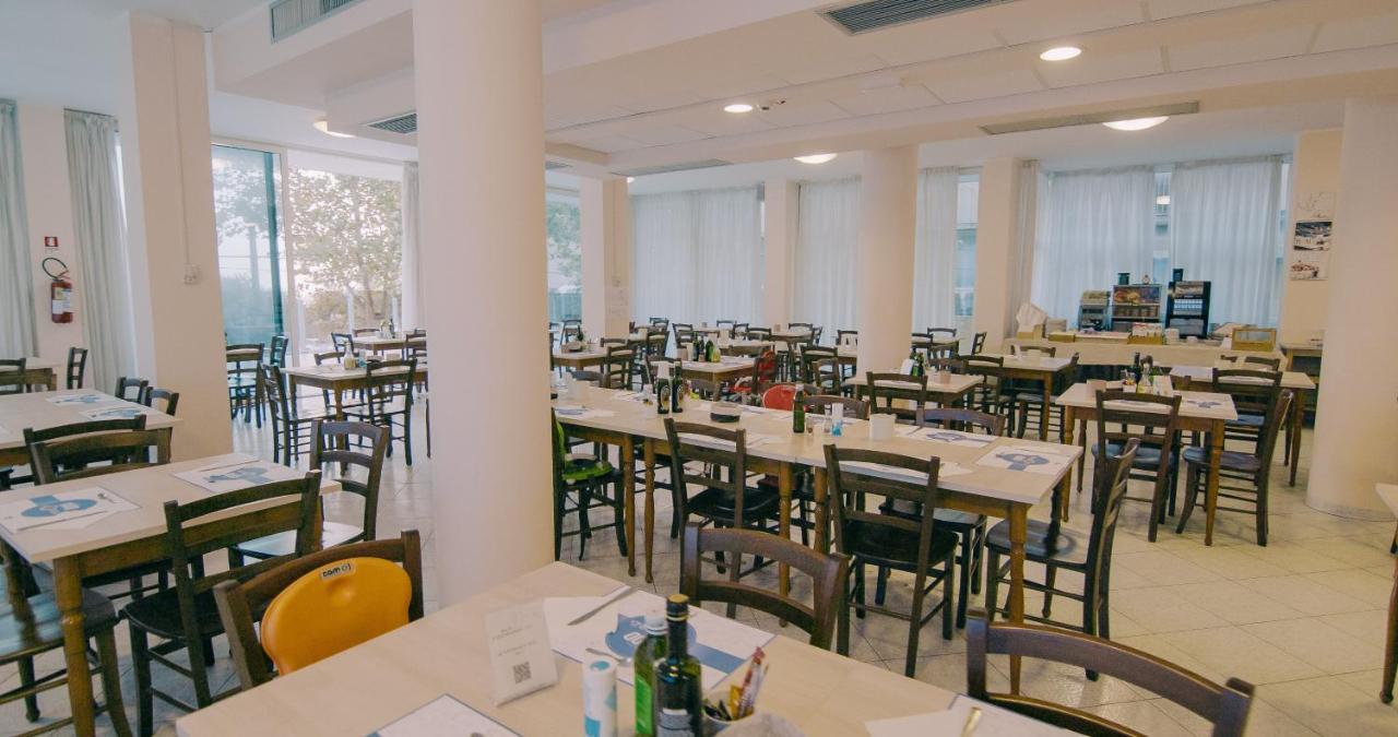 Hotel Beverly Rimini Ngoại thất bức ảnh
