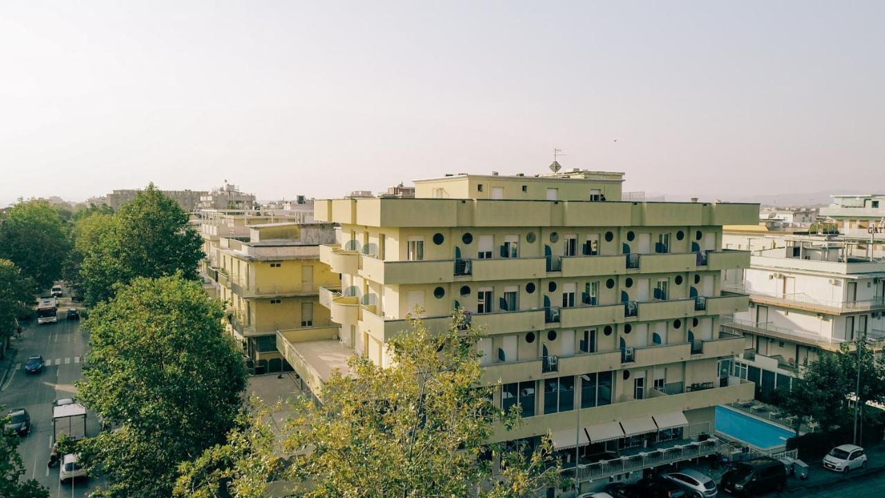 Hotel Beverly Rimini Ngoại thất bức ảnh