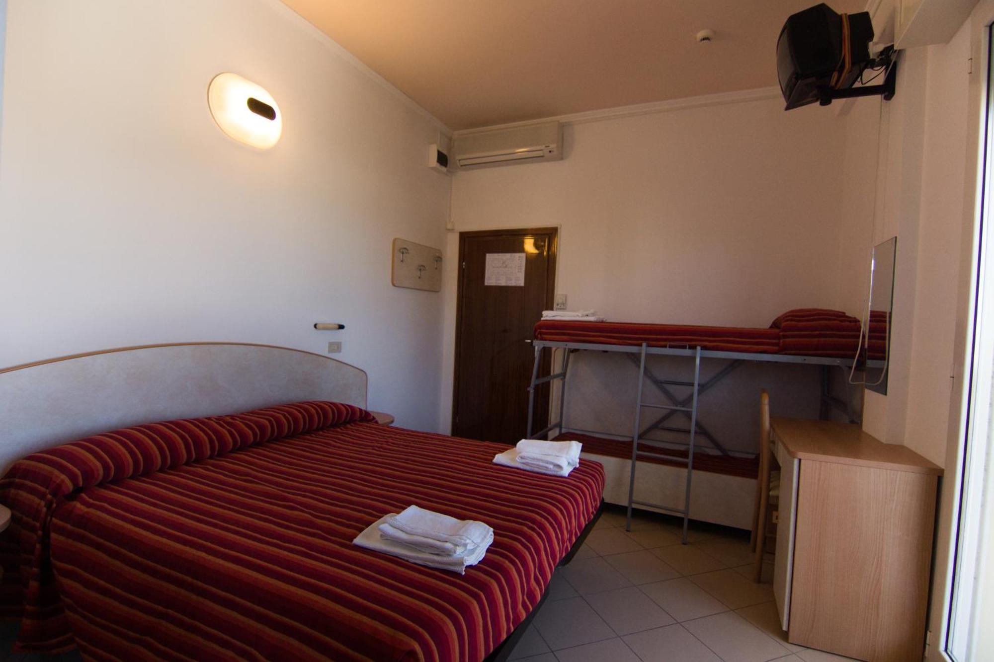 Hotel Beverly Rimini Phòng bức ảnh