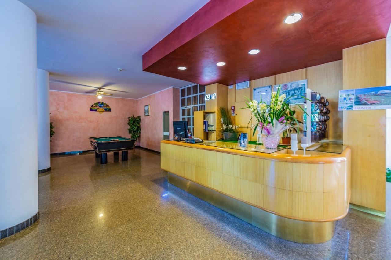 Hotel Beverly Rimini Ngoại thất bức ảnh