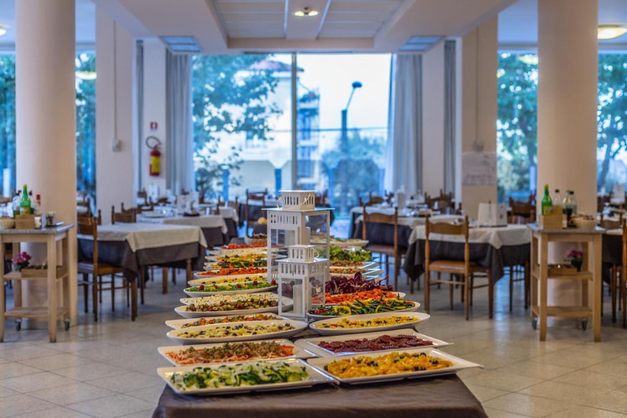 Hotel Beverly Rimini Ngoại thất bức ảnh