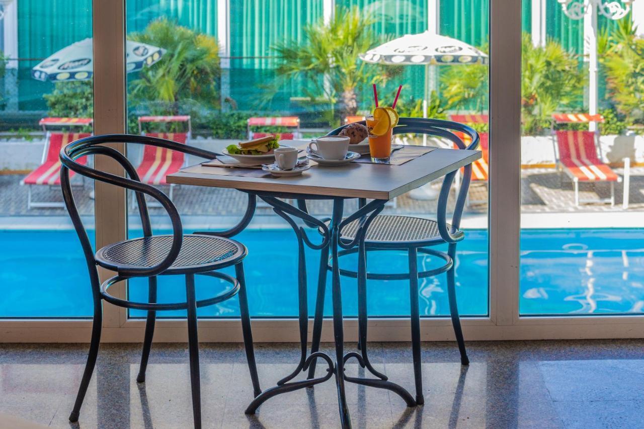 Hotel Beverly Rimini Ngoại thất bức ảnh